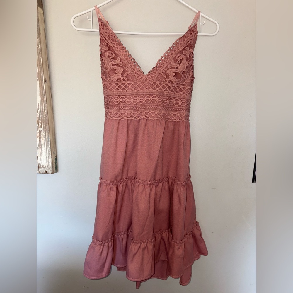 Women's Dusty Rose Crochet Lace V-Neck Dress